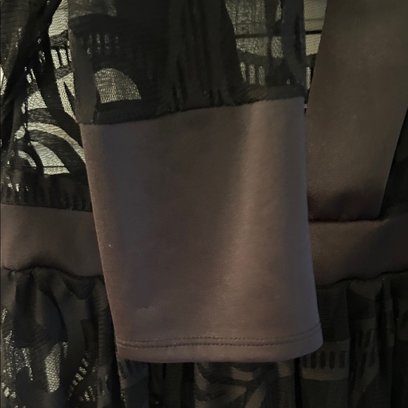 Auditions Black Lace Mini Dress - Picture 4 of 9